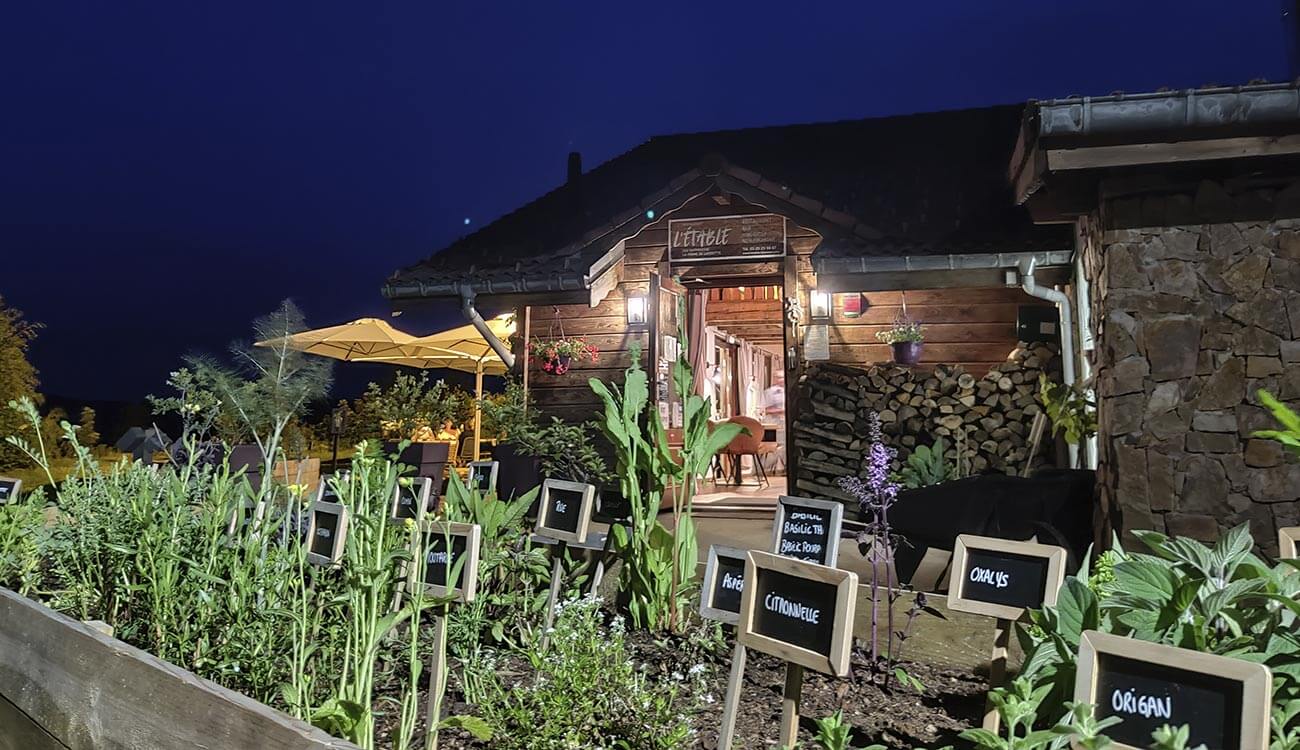 Le Restaurant L'Etable à La Bresse de nuit